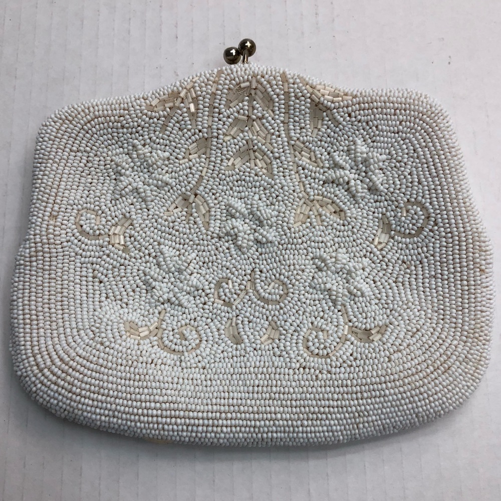 Vintage White Beaded Korea Clutch Bag